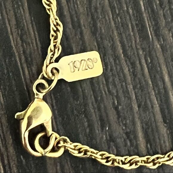 1928 Jewelry Company Cross Pendant Necklace Openwork Rose Pattern 30 In - Picture 3 of 9